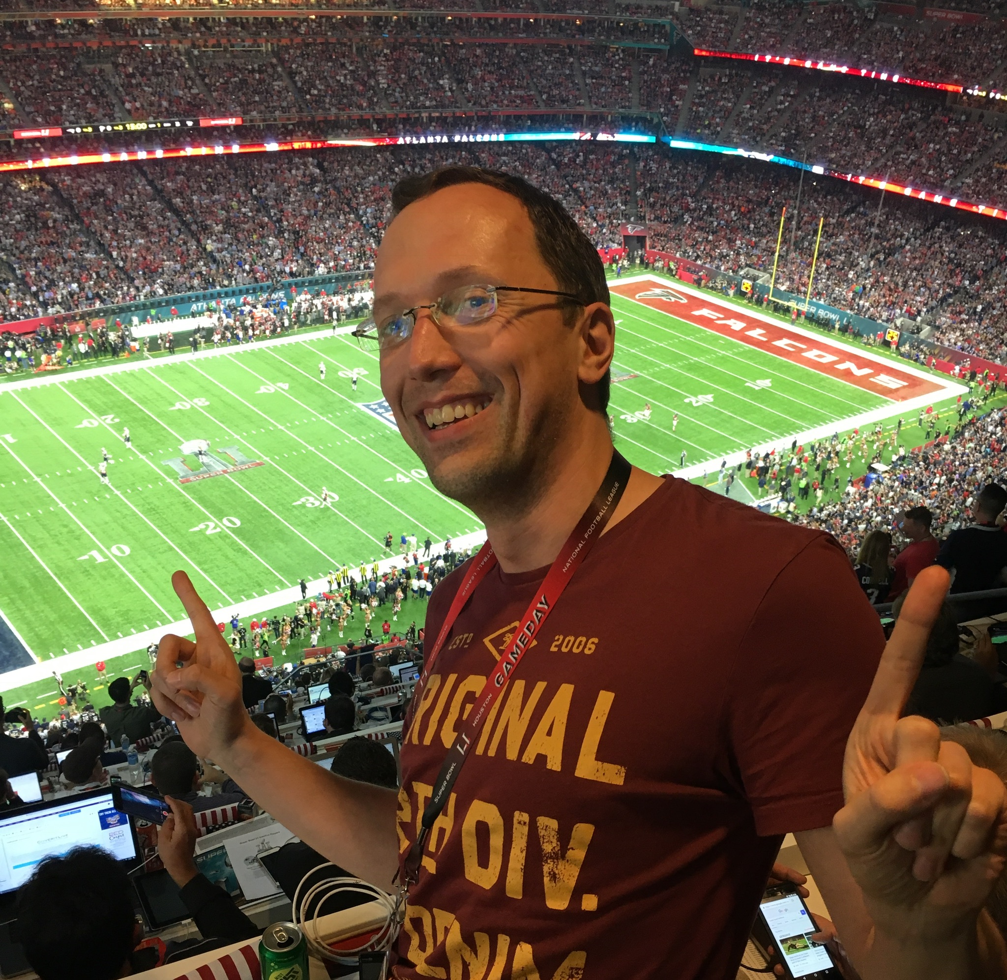 Matthias Gindorf ist glücklich bei Super Bowl LI