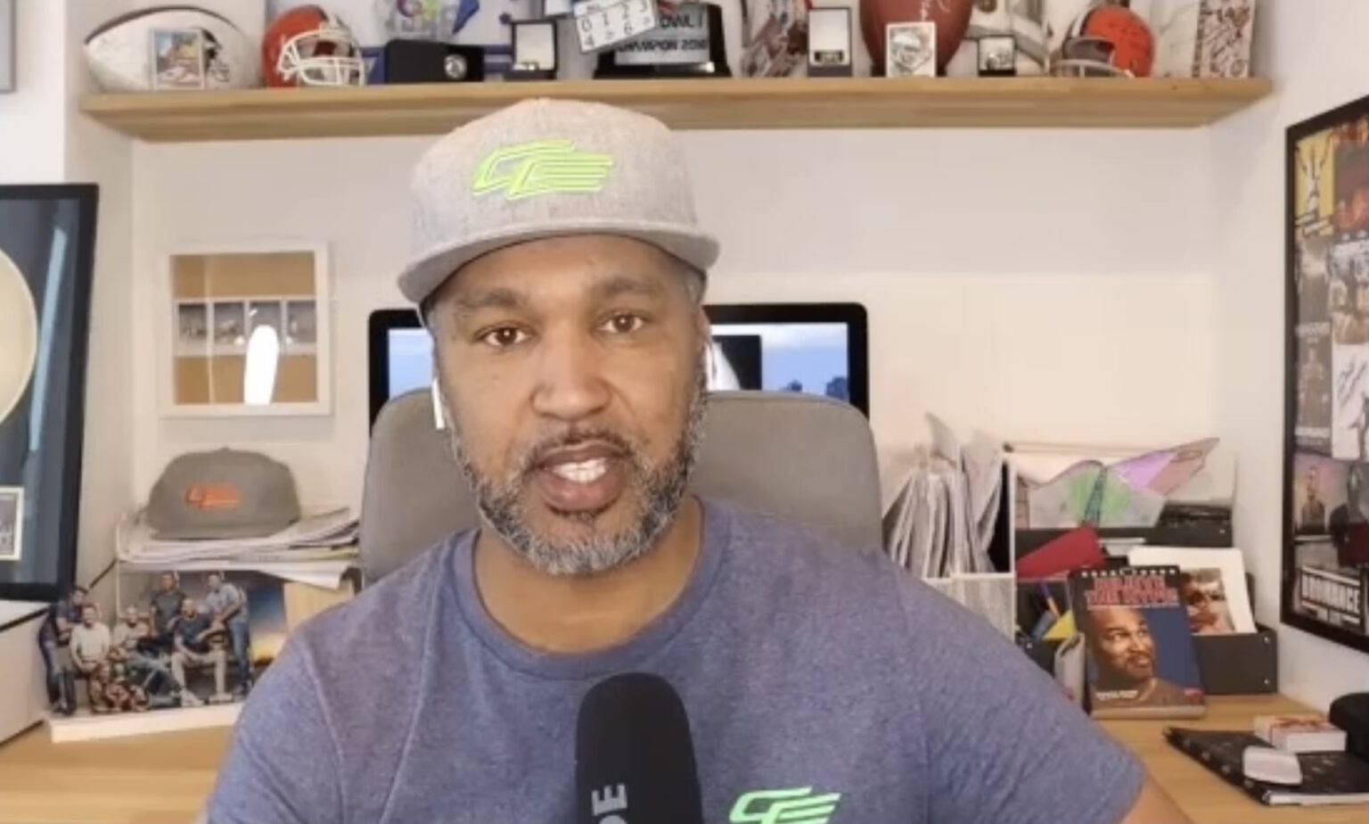 Coach Esume Deutschlands beliebtester NFLKommentator 2020