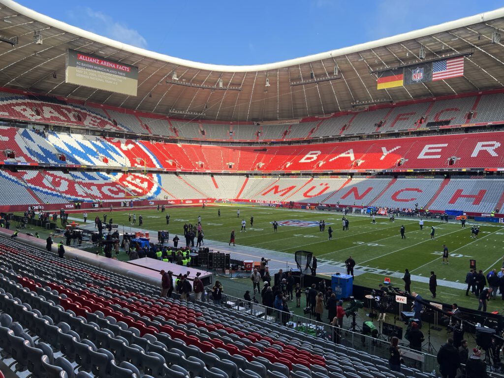 NFL in München Liveticker - Stadion mit Sonne