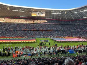 NFL in München Liveticker - Hymnen